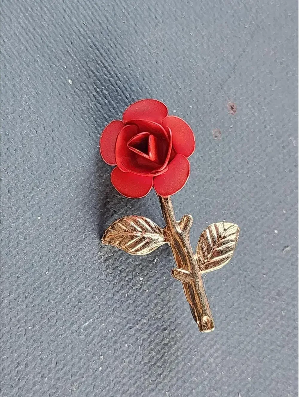 Red Rose Enamel Brooch, Vintage Gold Stem Flower Lapel Pin Jewelry Gift for Her